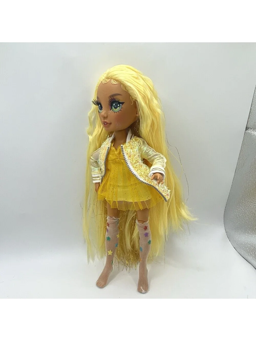 Rainbow High Sunny Madison Doll  No Shoes B19